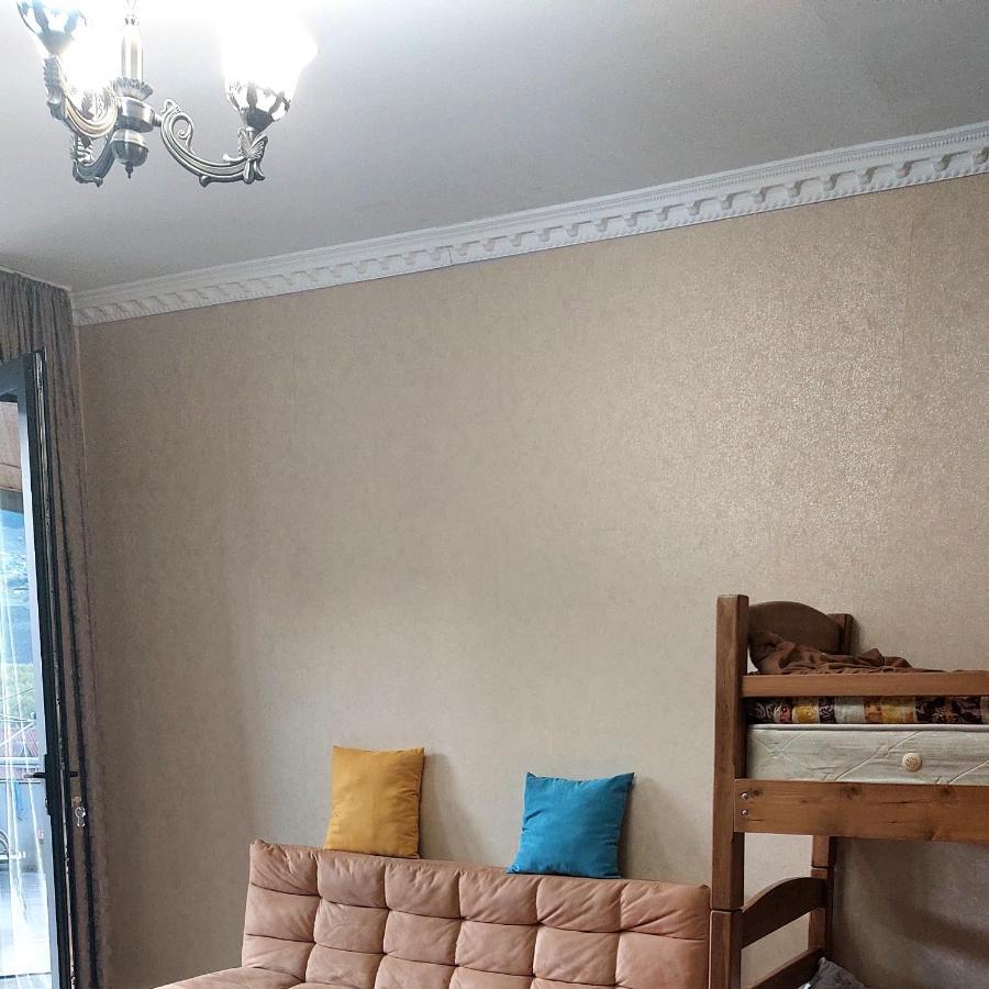 The White House Hotel Kazbegi Kültér fotó