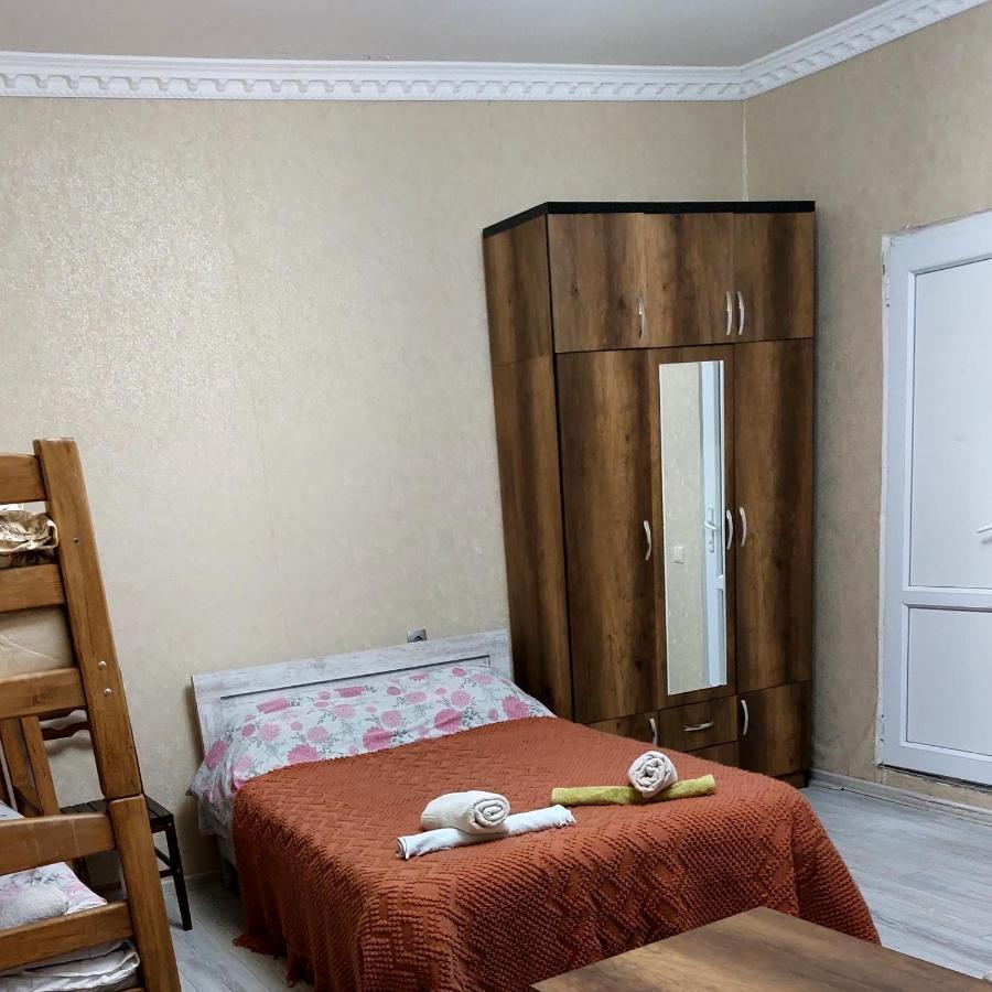 The White House Hotel Kazbegi Kültér fotó